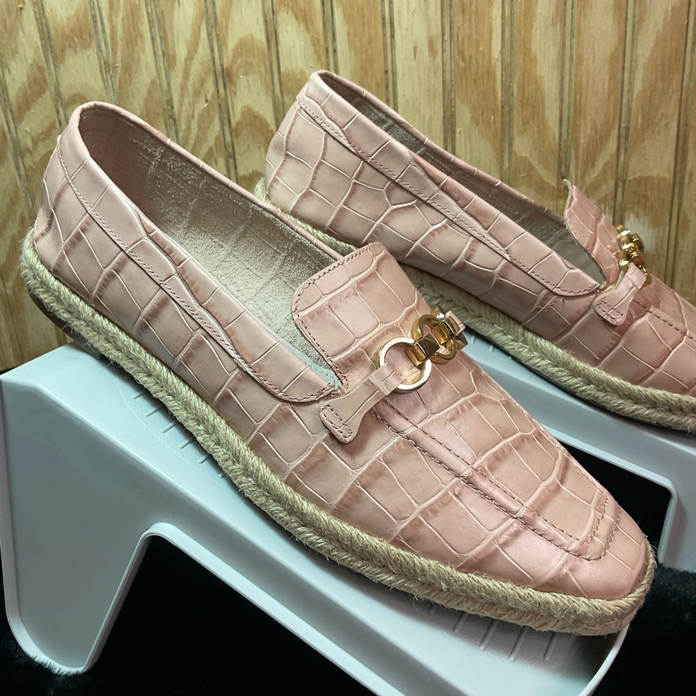 SCHUTZ Blush Croc-Patterned Loafers with Gold Accent - Picture 2 of 10